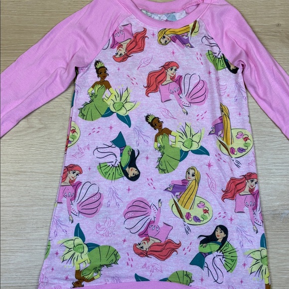 Disney Princess Nightgown Rapunzel Mulan Tiana Ariel 4/5 - Picture 3 of 4
